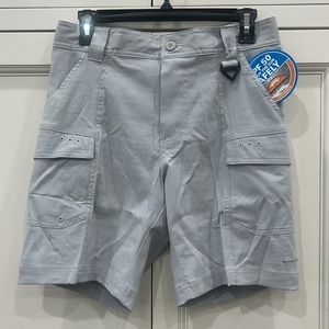 Columbia PFG Low Drag Shorts 8" in Cool Gray Size Small. Omni-Shade.  NWT